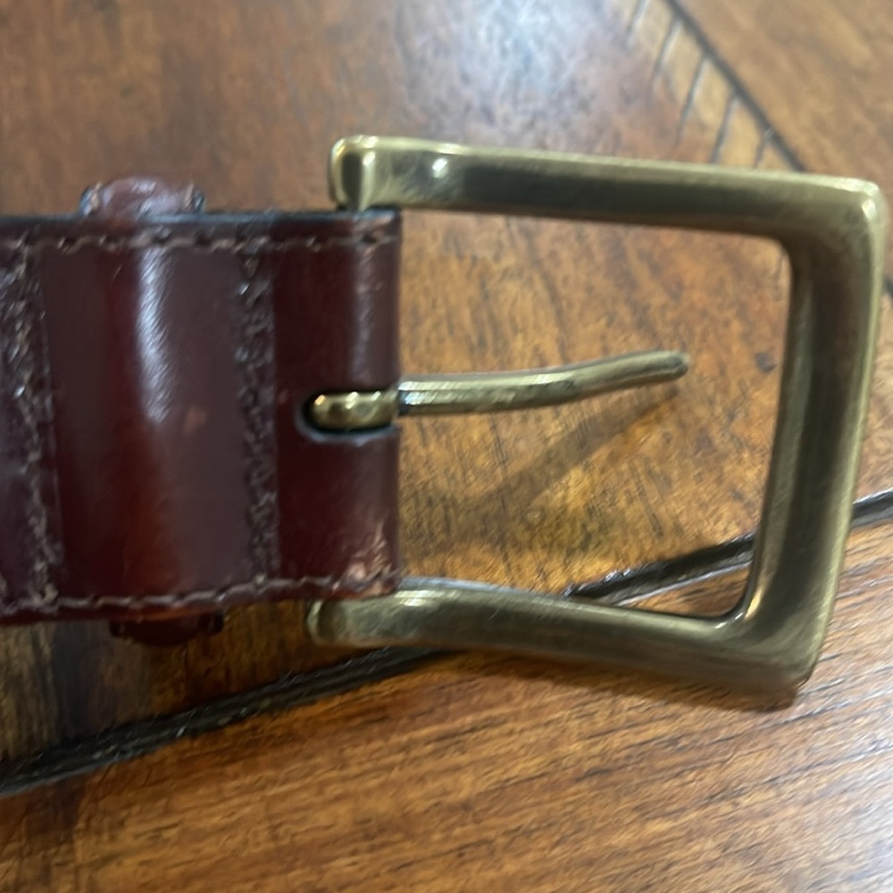 Tommy Bahama Brown woven leather belt brass tone buckle size 36 - Picture 14 of 16